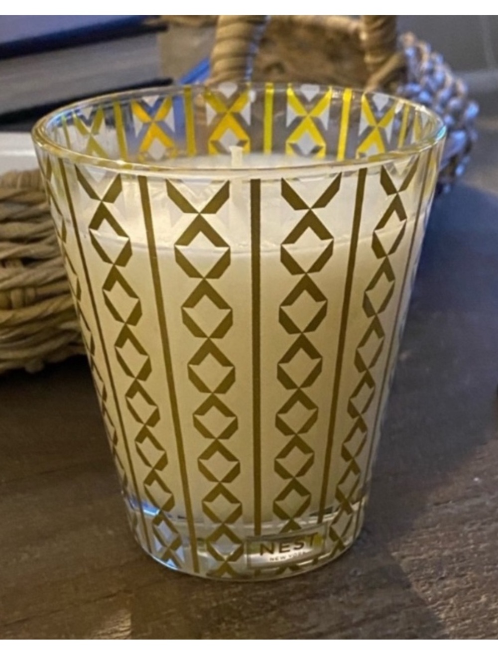 Nest New York Fragrance
Holiday Classic Candle 8.1 oz
New with No Box